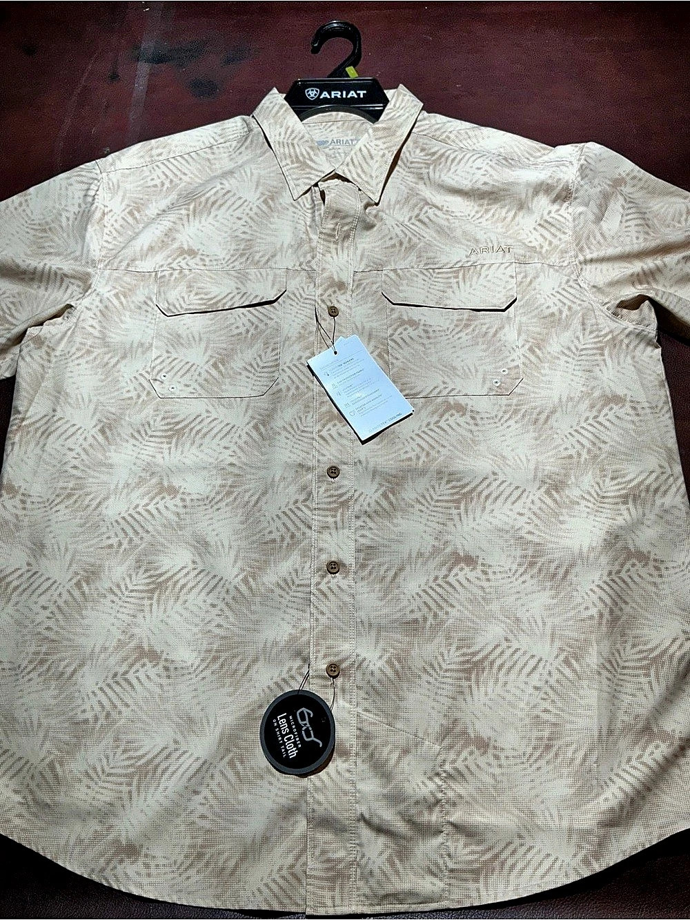 Ariat Microfiber Lens Cloth on Shirt Tail Button Down Shirt Large NWT
